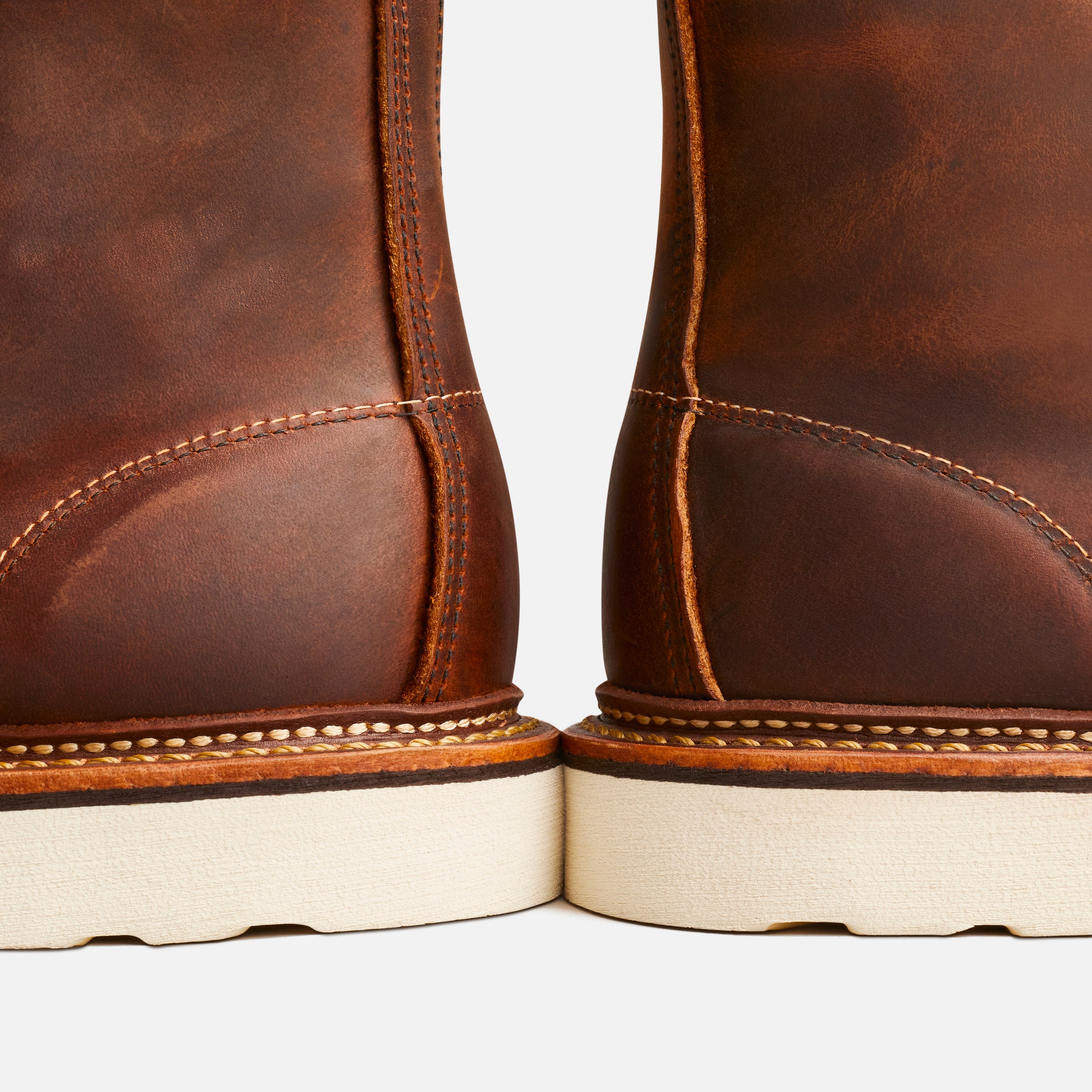 REDWING 1907 Classic Moc Toe Copper Rough & Tough | Wild West