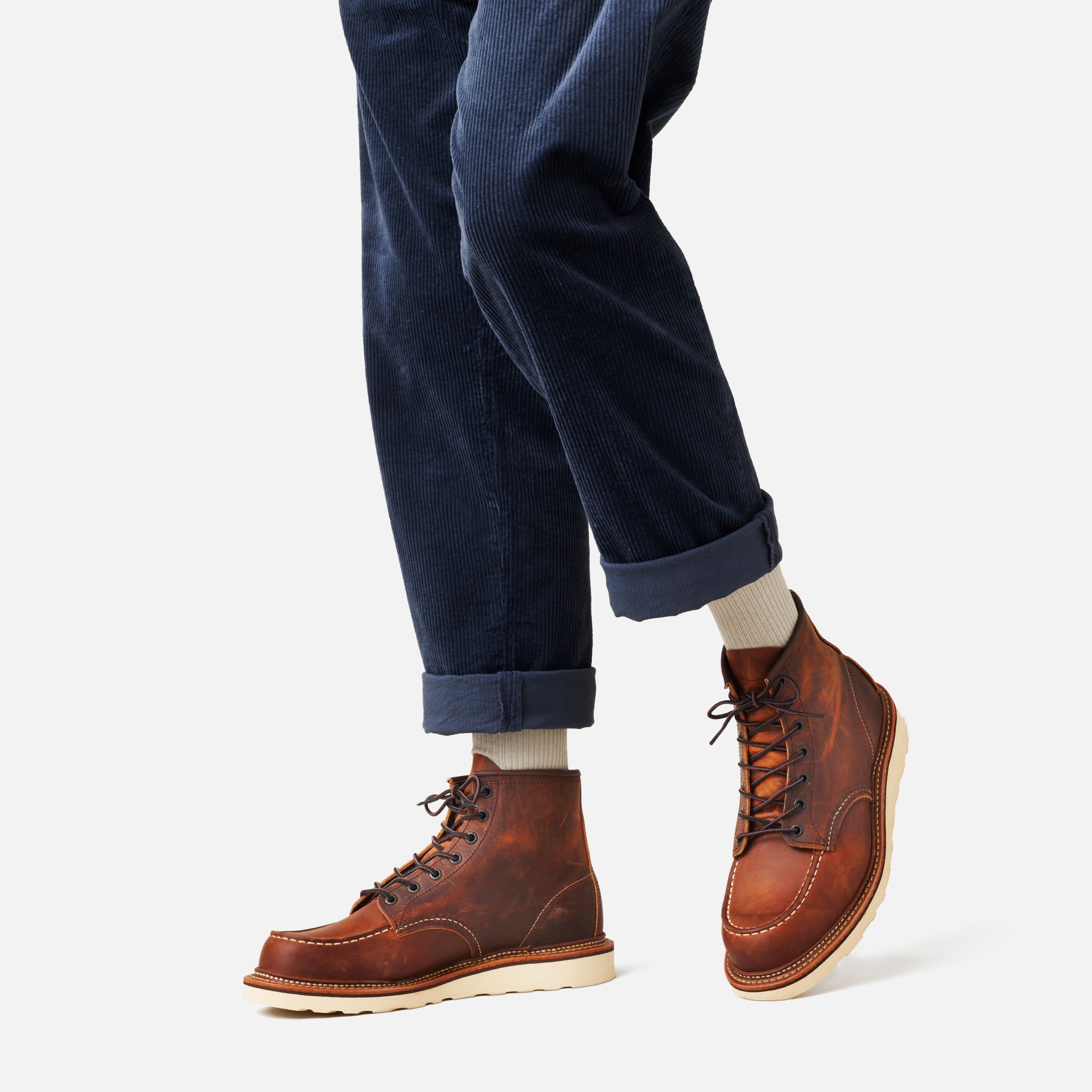 REDWING 1907 Classic Moc Toe Copper Rough & Tough | Wild West